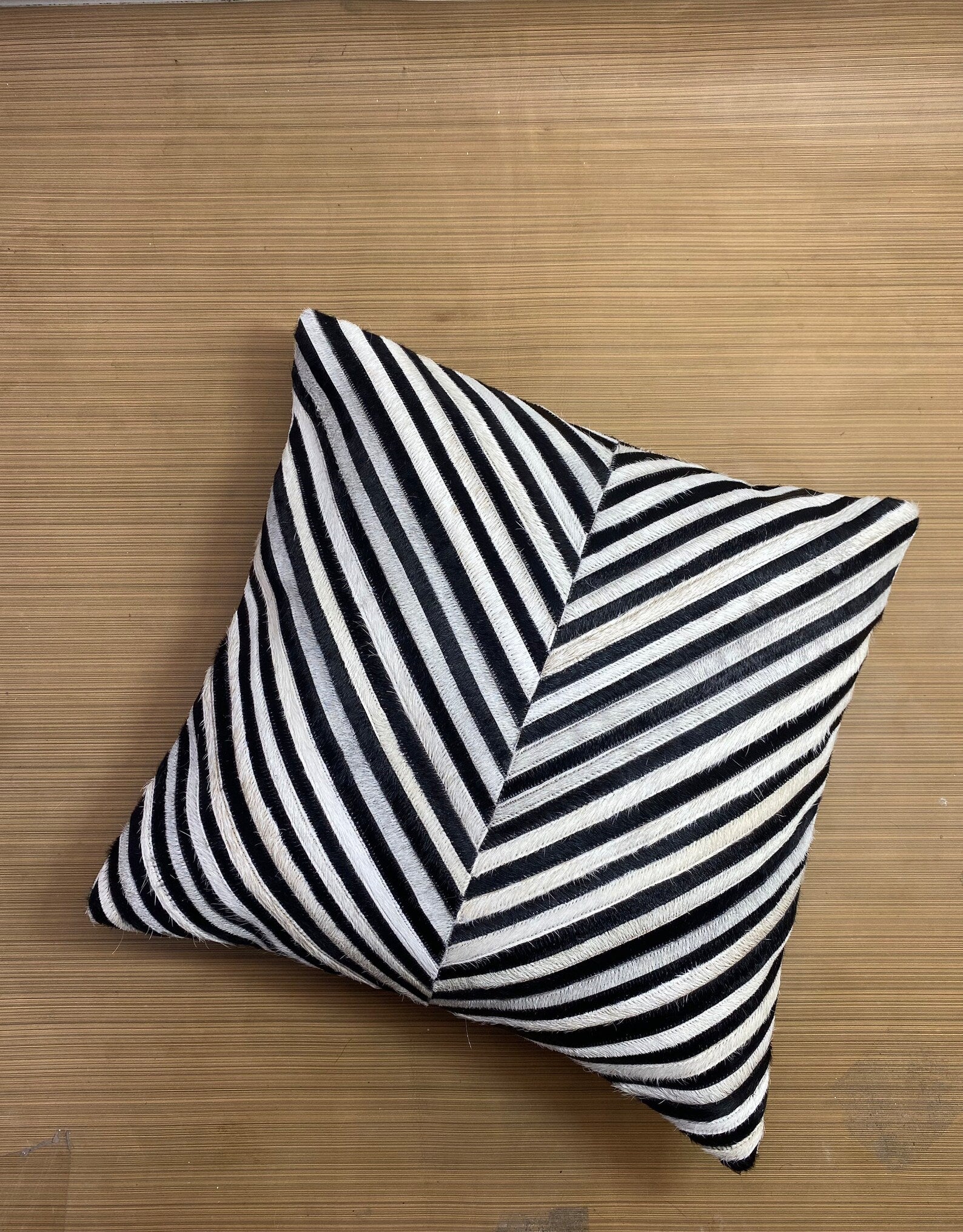 Handmade Cowhide Pillow Cover: Natural Hair On Leather Cushion