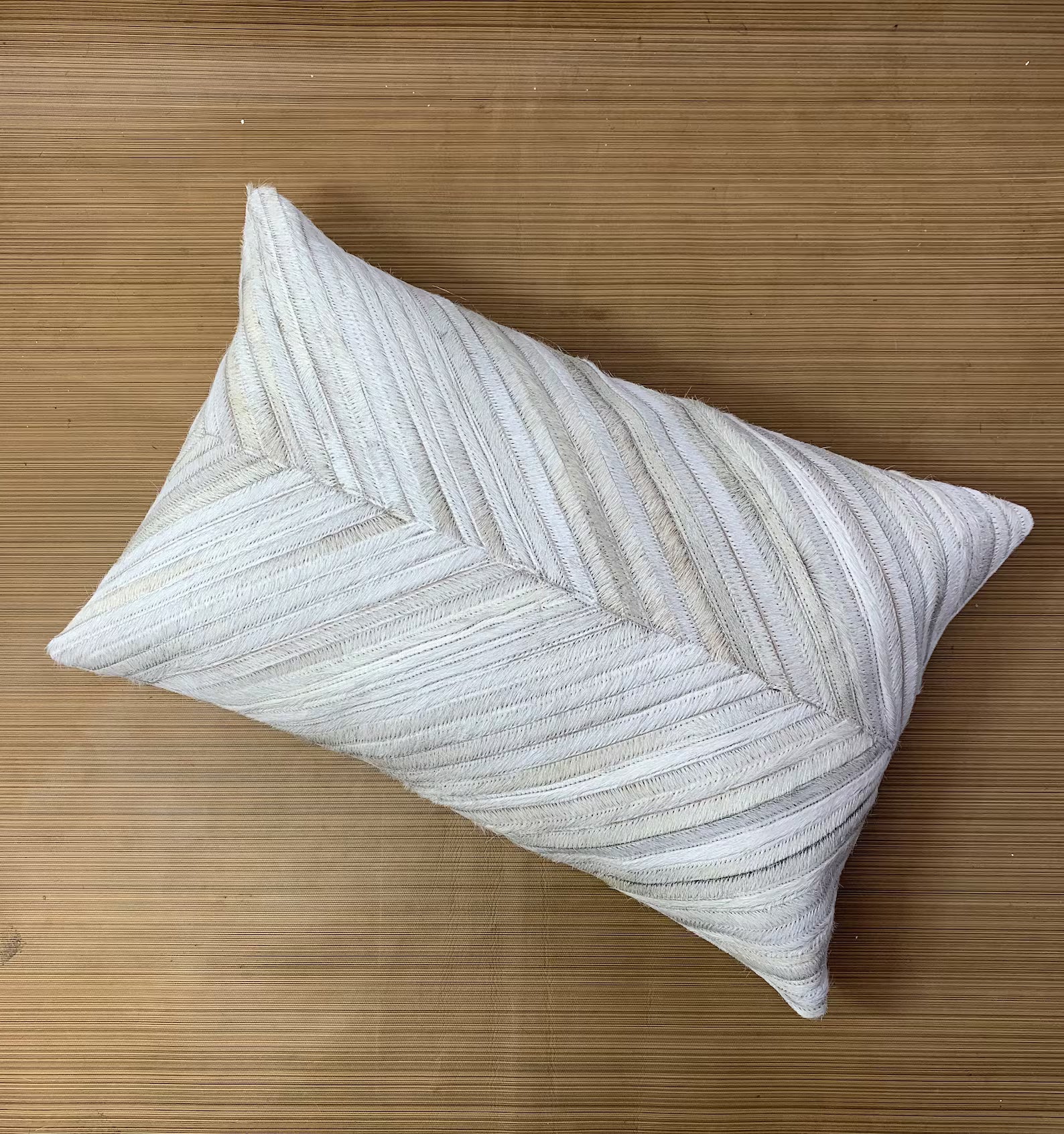 Cowhide Lumbar Pillow Cover: Ivory White Leather, Hair On Hide (12x20/14x24)