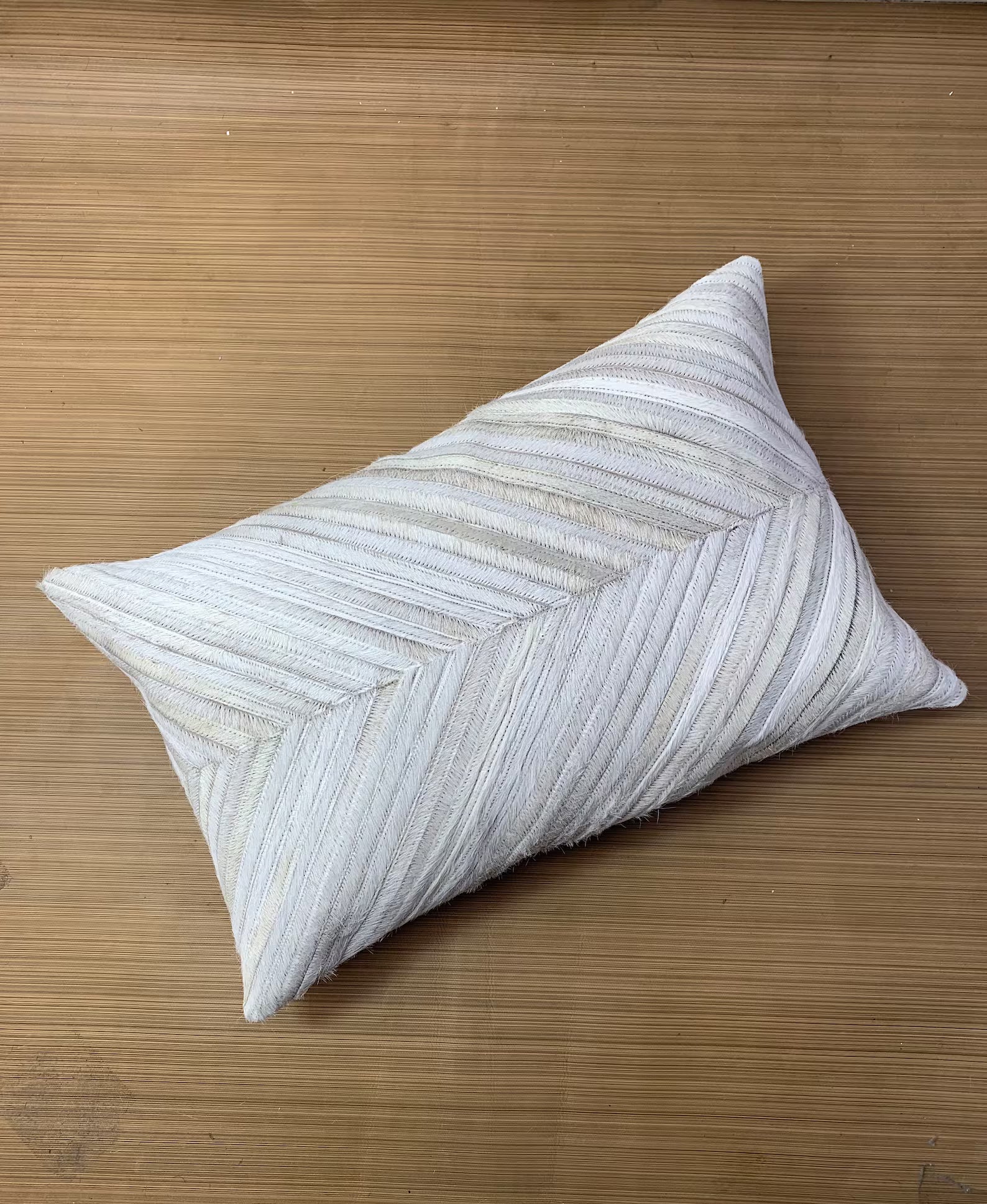 Cowhide Lumbar Pillow Cover: Ivory White Leather, Hair On Hide (12x20/14x24)