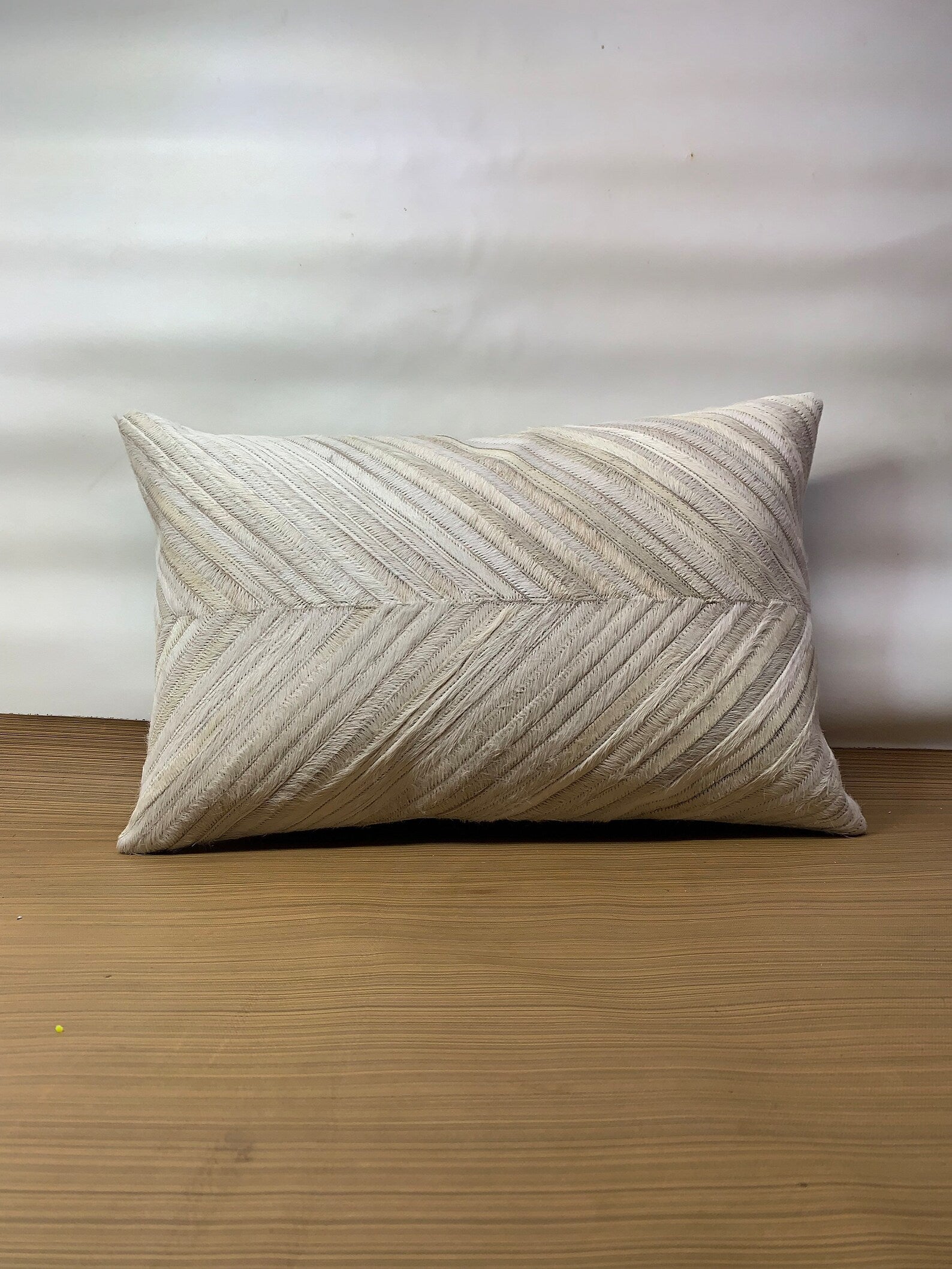Cowhide Lumbar Pillow Cover: Ivory White Leather, Hair On Hide (12x20/14x24)