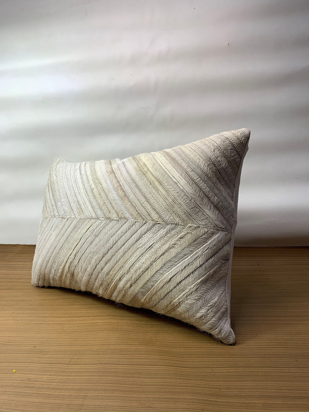 Cowhide Lumbar Pillow Cover: Ivory White Leather, Hair On Hide (12x20/14x24)
