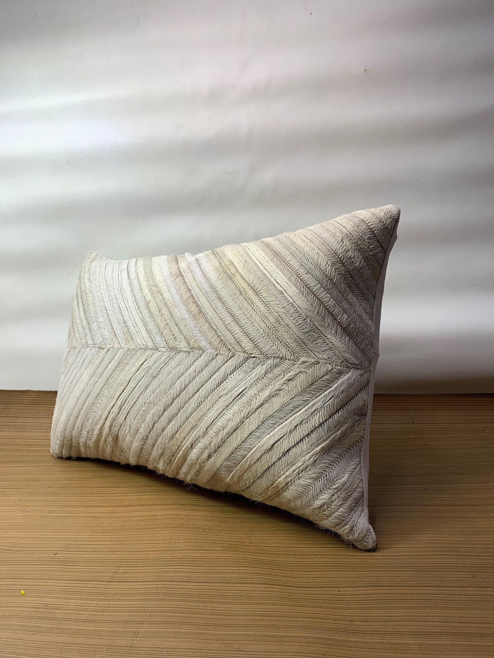 Cowhide Lumbar Pillow Cover: Ivory White Leather, Hair On Hide (12x20/14x24)
