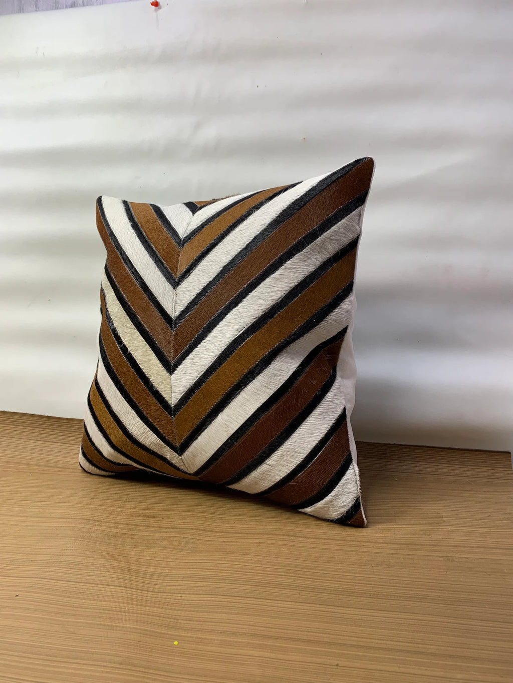 Handmade Cowhide Pillow Cover: Hair On Leather Cushion (18x18 inches)