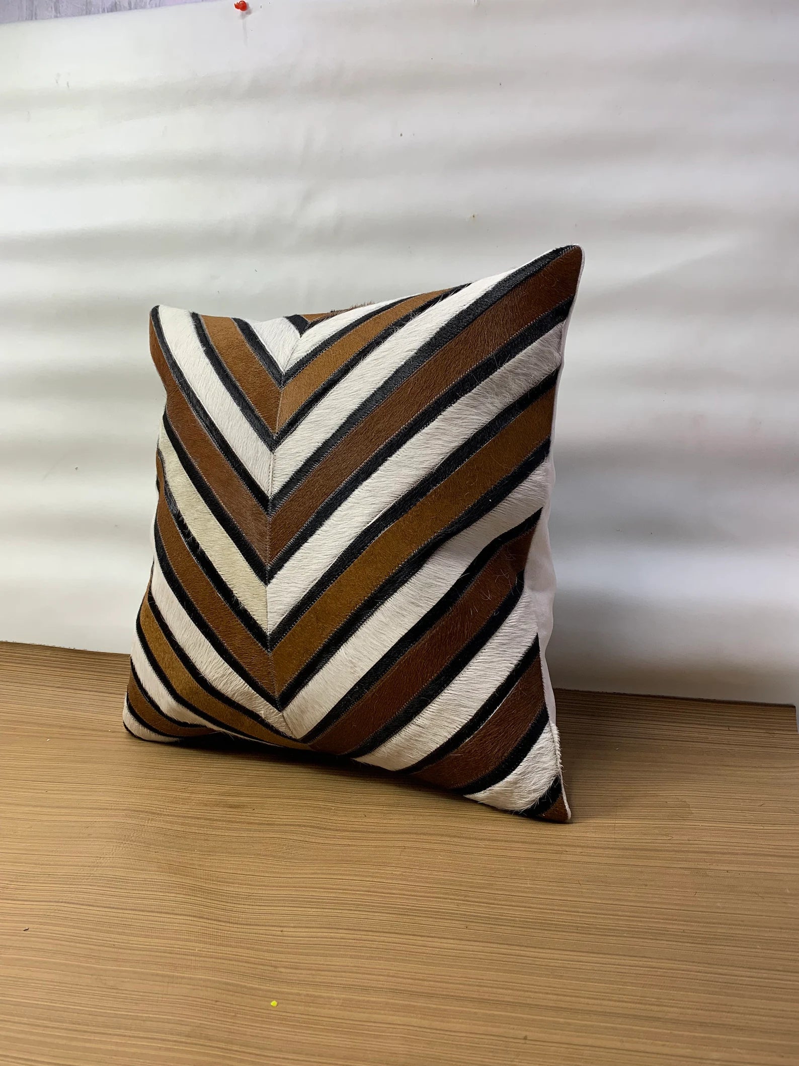 Handmade Cowhide Pillow Cover: Hair On Leather Cushion (18x18 inches)