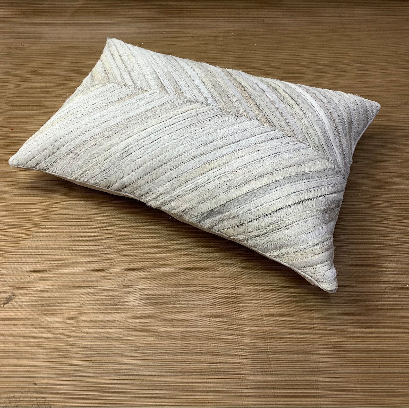 Cowhide Lumbar Pillow Cover: Ivory White Leather, Hair On Hide (12x20/14x24)