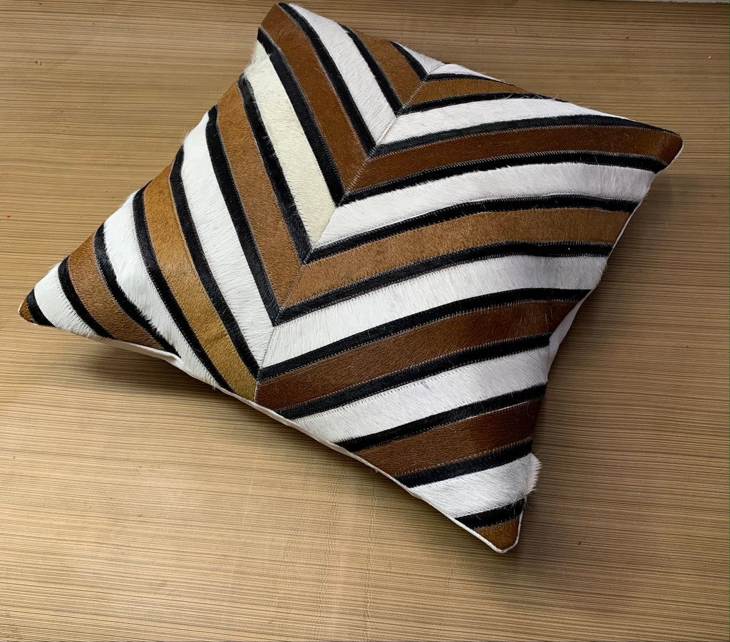 Handmade Cowhide Pillow Cover: Hair On Leather Cushion (18x18 inches)