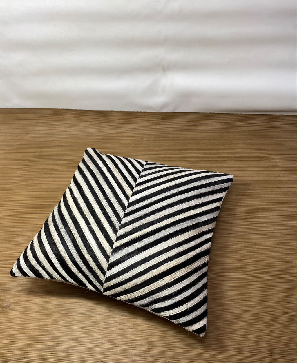 Handmade Cowhide Pillow Cover: Natural Hair On Leather Cushion